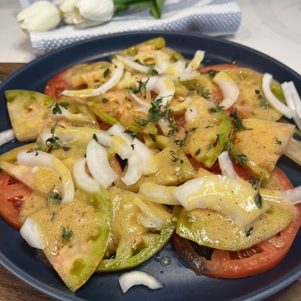 Tomato and onion salad