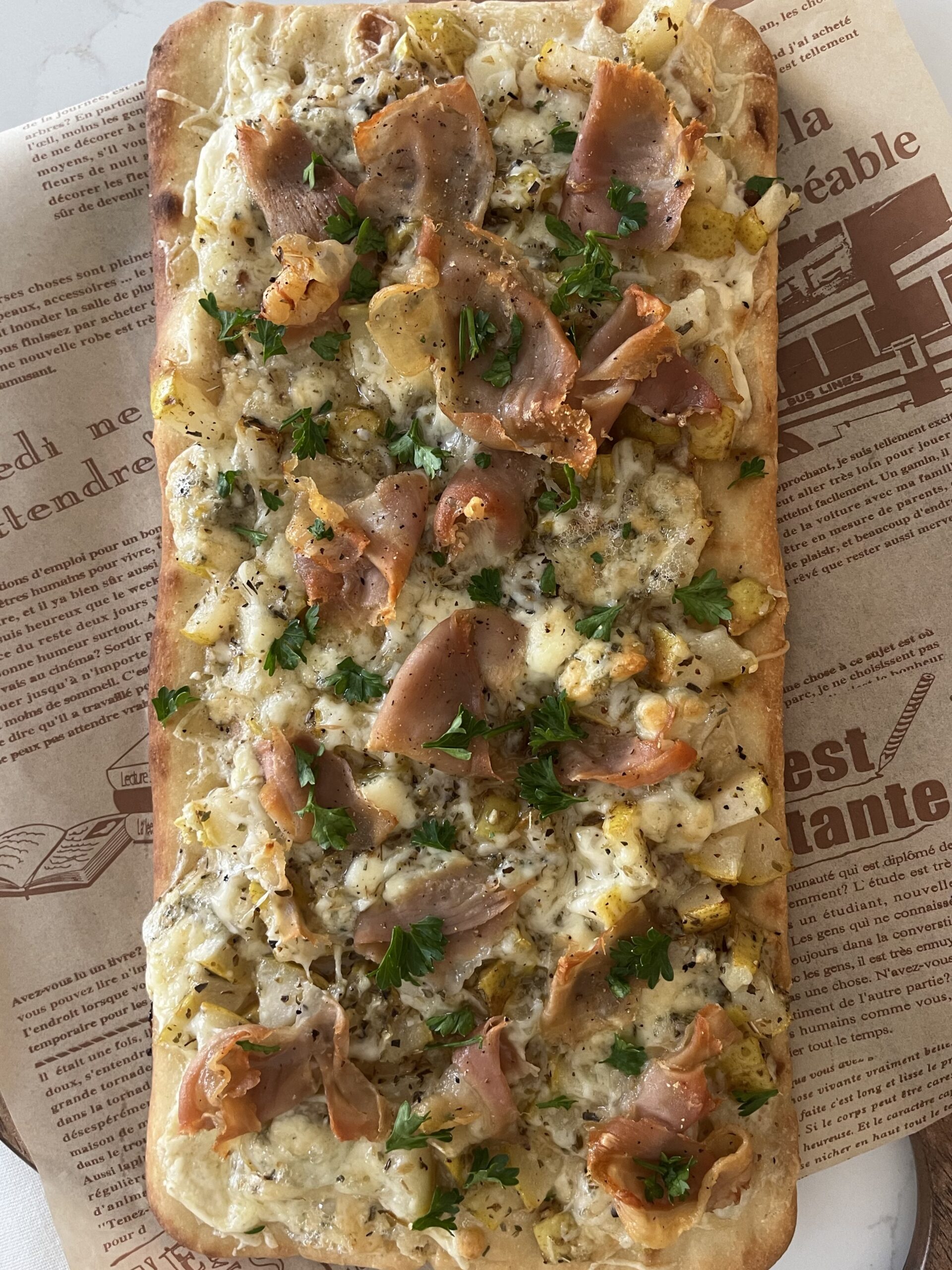 Prosciutto and Pear Flatbread Pizza