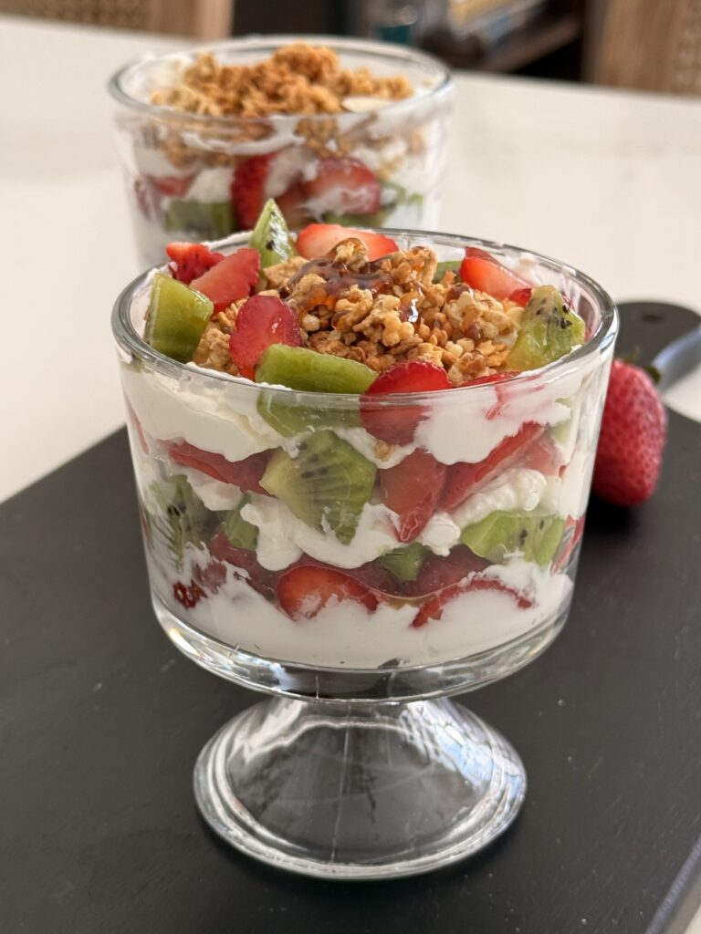 Strawberry and Kiwi Yogurt Parfait