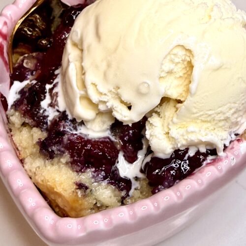 Easy Mixed Berry Cobbler